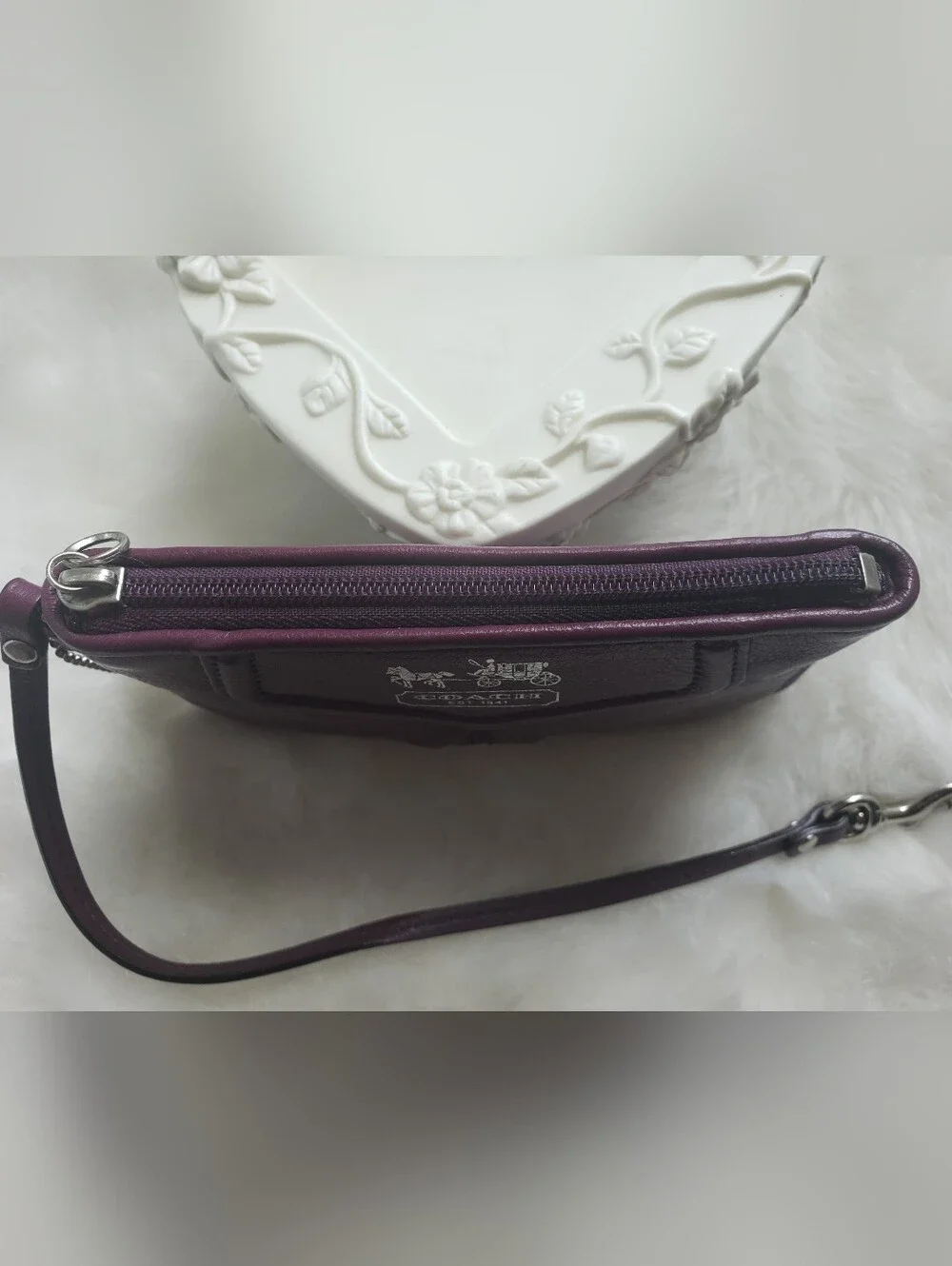 Vintage Coach Pleated Leather Wristlet Plum Purple-Silver Logo Y2K